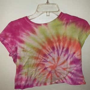 crop tie dye top